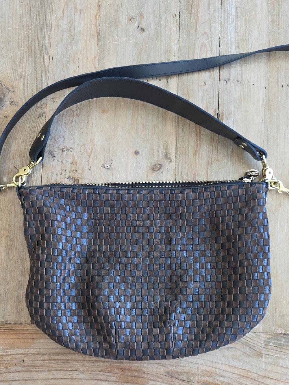 Clare V Moyen Messenger Bag - Picture 2 of 16